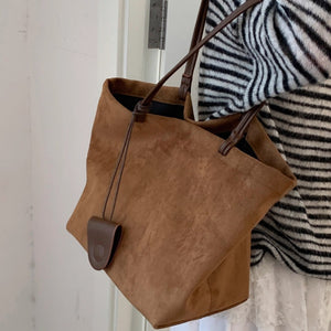 Autumn Winter Retro Suede Shoulder Bag – Large Capacity High-end Women’s Handbag in Elegant Brown