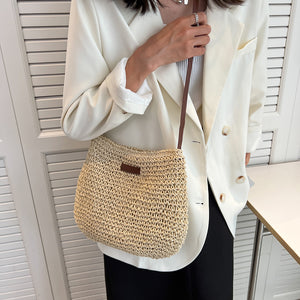 Niche Design Vacation Straw Tote Bag – Women’s Woven Handbag for Beach, Travel, and Summer Outings