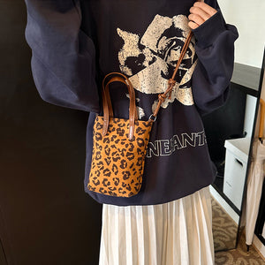 Women's Retro Leopard Print Crossbody Bag – Autumn Winter Suede Shoulder Phone Bag, Stylish PU Handbag