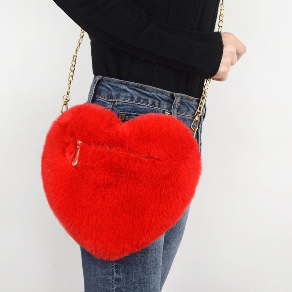 Love Heart Plush Chain Shoulder Bag for Women – Cute Valentine’s Day Party Purse